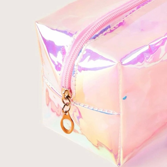 👑NEW PINK IRIDESCENT MAKEUP TRAVEL BAG! - Picture 4 of 4